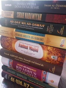 buku rujukan sekolah remaja muslim